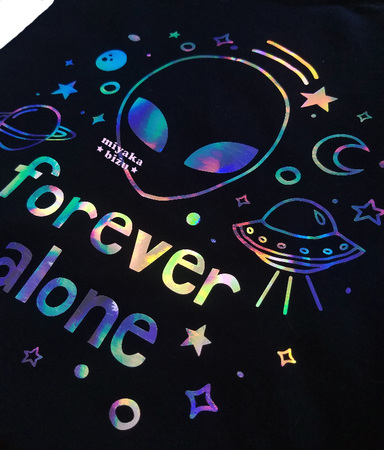 koszulka holograficzne 'FOREVER ALONE' (2)